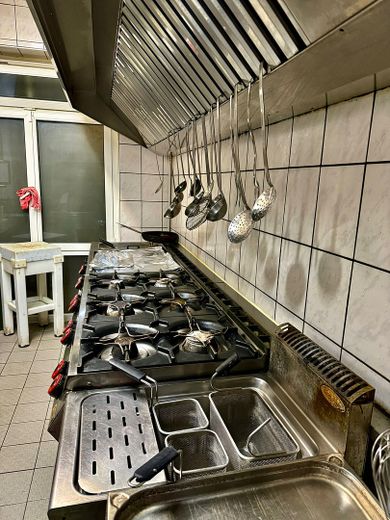 Stylowa restauracja / lokal dla wyrafinowanej gastronomii śródziemnomorskiej w Darmstadt-Griesheim – Foto 49