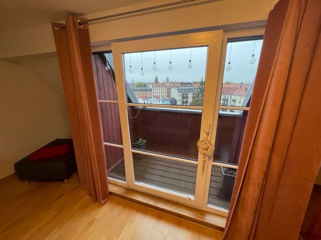 Großzügige Eigentumswohnung Maisonette - im Leipziger Südosten (Anger-Crottendorf) – Balkon im oberen Bereich