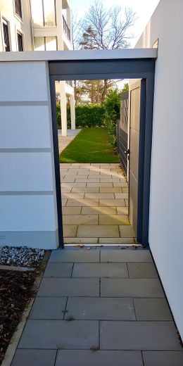 Neuwertige, bezugsfreie 3,5 Zimmer Gartenwohnung in Altmühldorf mit Inntalblick! – Foto 14