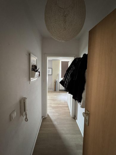 Kapitalanlage: Zwei vermietete Eigentumswohnungen im Gesamtpaket – Flur Wohnung 2