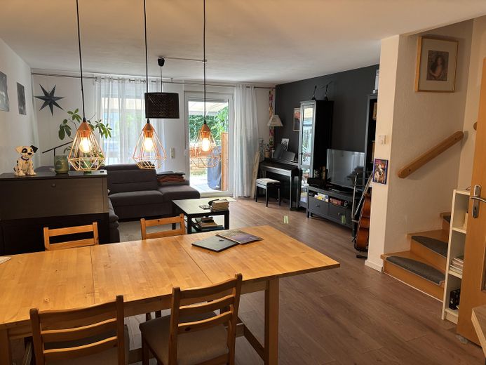 Ein Reihenhaus in Bensheim mit Platz für die ganze Familie – EG Wohnzimmer