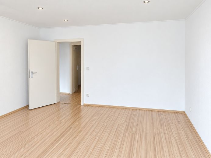 Appartamento di proprietà con terrazza esposta a sud e garage in casa bifamiliare – senza provvigione – Schlafzimmer