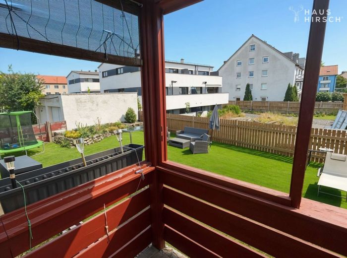 3 Familien Haus in zentraler Lage mit super Anbindung und stadtnahem Komfort! – EG