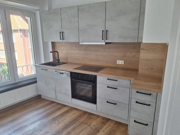 Komplett-Wohnung oder einzelne WG-Zimmer, zentral gelegen! – Foto 8