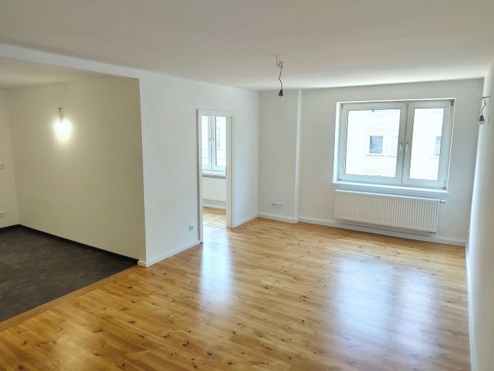 3-Zimmerwohnung in München (Lehel), 71m2, frisch saniert – Wohnzimmer