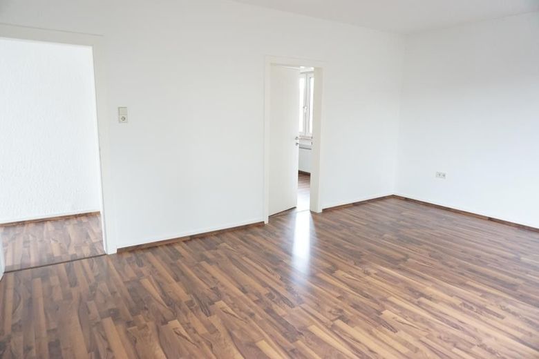 *Ehemals Unternehmervilla...jetzt Ihr neues Zuhause - TOP gepflegtes Einfamilienhaus* – OG Zimmer