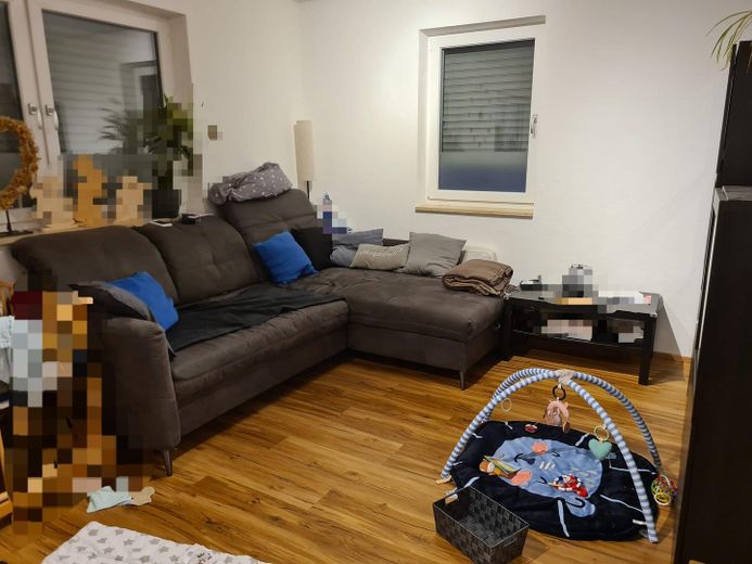 3.5-room 90 m² apartment in a new building for rent – Wohnzimmer