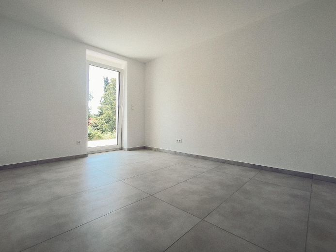 Erstbezug nach Kernsanierung 4-Zim.-Wohnung mit großer Terrasse in Brigachtal (Wärmepumpe) – Foto 5