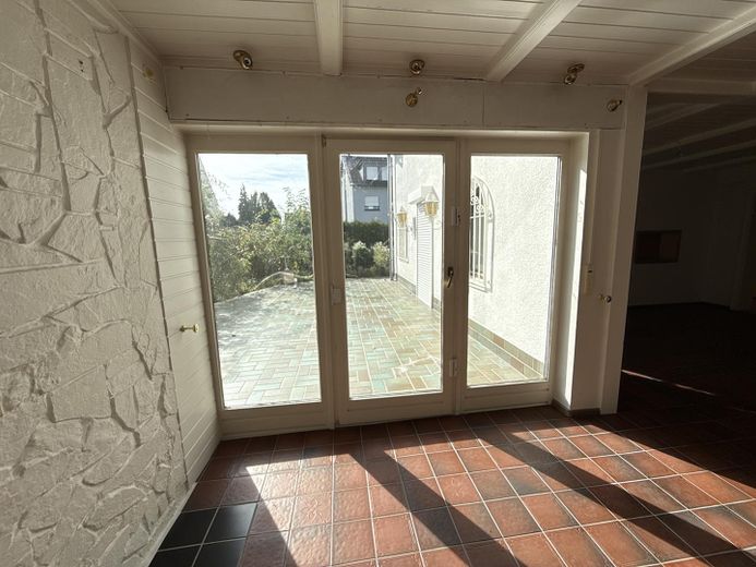 Wohn-/Esszimmer zur Terrasse