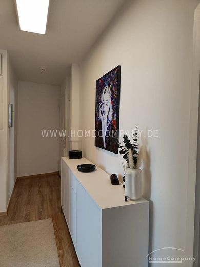 Schöne, moderne 4 Zi.-Wohnung, 1. OG, komplett und hochwertig ausgestattet. In ruhiger Lage Nähe Hbf und City. – a2ce465cfc818d02d0701919e691abeb86fa43d5.jpg