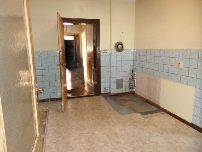 Приховане диво простору! Здвоєний будинок із великим садом, гаражем і напрочуд великою площею – 8. Küche