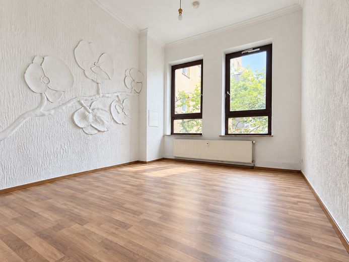 6-kamerappartement met balkon – geschikt voor een gedeeld appartement! -Oudbouw met charme op toplocatie! – Foto 1
