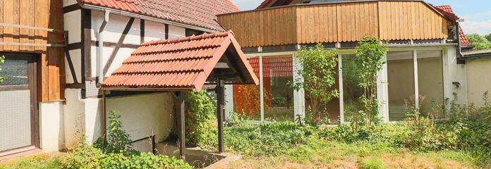 Toller Garten - der wieder Pflege benötigt
