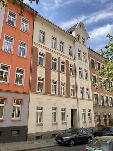 Großzügige 2-Zimmerwohnung mit Laminat, Balkon, Wanne und Einbauküche! – IMG_1327