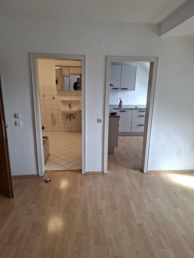 2 Zimmer-Apartment in Wuppertal – Ideal für den Einstieg! – Zimmer 1