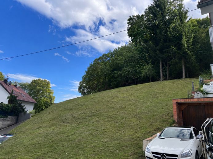 Terreno edificabile con potenziale di sviluppo ad Aichtal-Neuenhau – Foto 1