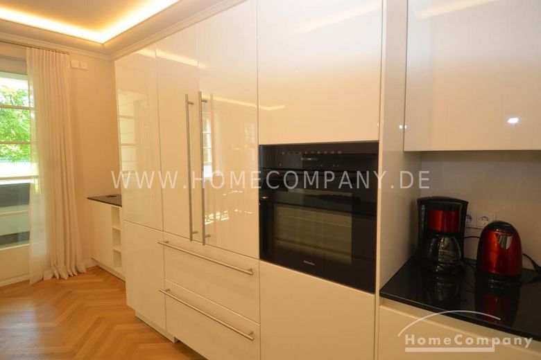 Prima occupazione - appartamento di lusso vicino a 
Ku´Damm con garage sotterraneo – 85bee0478aff416f0d584b0bd76103efe492e4dc.jpg