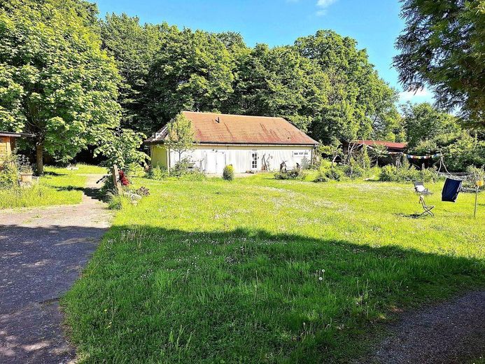 Seegut Blaue Blume – Herrenhaus, Wohnhaus & See in der Uckermark – Saunahaus