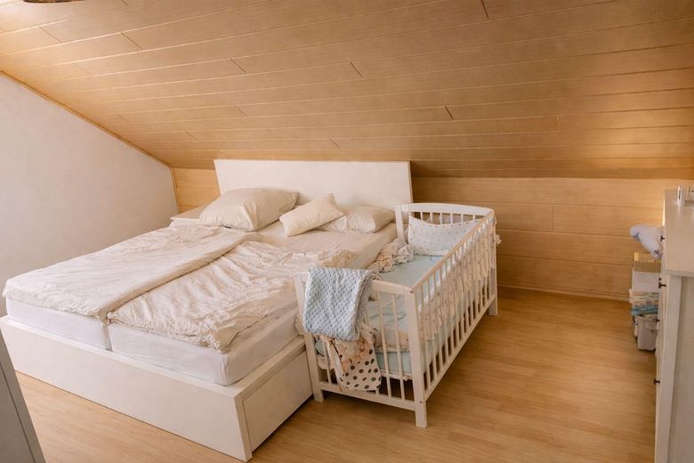 Großzügiges Einfamilienhaus mit Sauna und viel Platz im Hunsrück – Schlafen DG