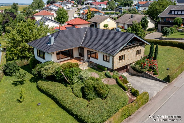 Luftaufnahme ds Anwesens