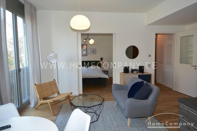 2-Zimmer-Wohnung mit Spreeblick in Tiergarten, Berlin, möbliert – a15bf7885868de9df2719dac743926b254b76fdd.jpg