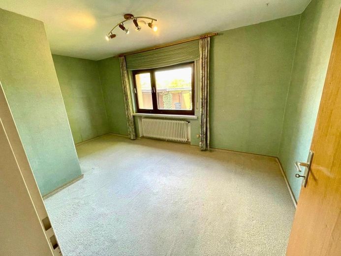 Schlafz. 2 / Kinderzimmer EG