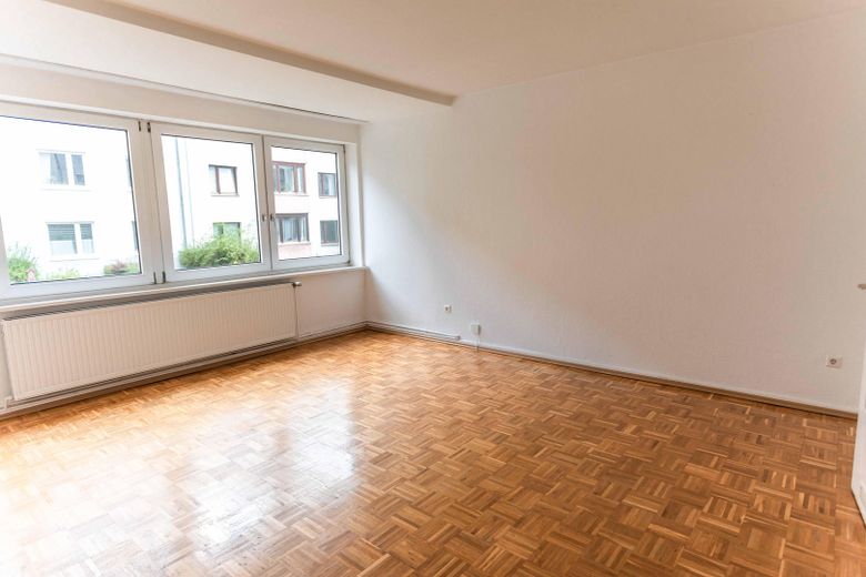 Komisyonsuz, List'in kalbinde – Wohnzimmer