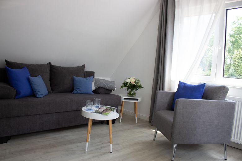 Whg OG Haus rechts Wohnen