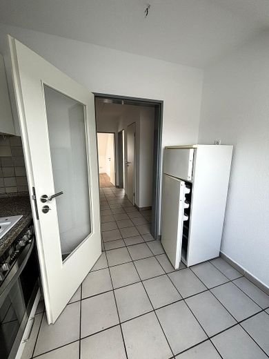 Appartamento mansardato di 3 locali appena ristrutturato con giardino condominiale e posto auto a Horstmar – Küche