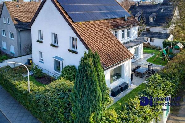 Esclusiva residenza familiare in una posizione ambita della Gartenstadt