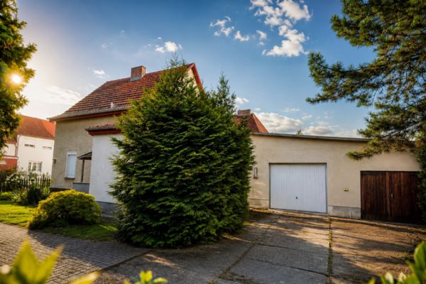 Detached house with 5 rooms in Mahlsdorf-Nord
