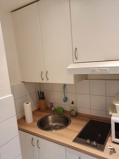 Möblierte 1 Zimmer Wohnung in Hamburg Winterhude, zentral, ab 01.09.2026 – Küche