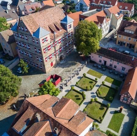Tucherschloss Feucht im Nürnberger Land – Luftbild