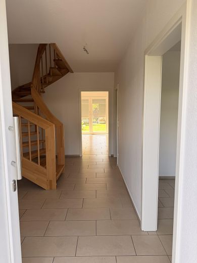 Modern rijtjeshuis in Apensen te koop – Eingangsbereich