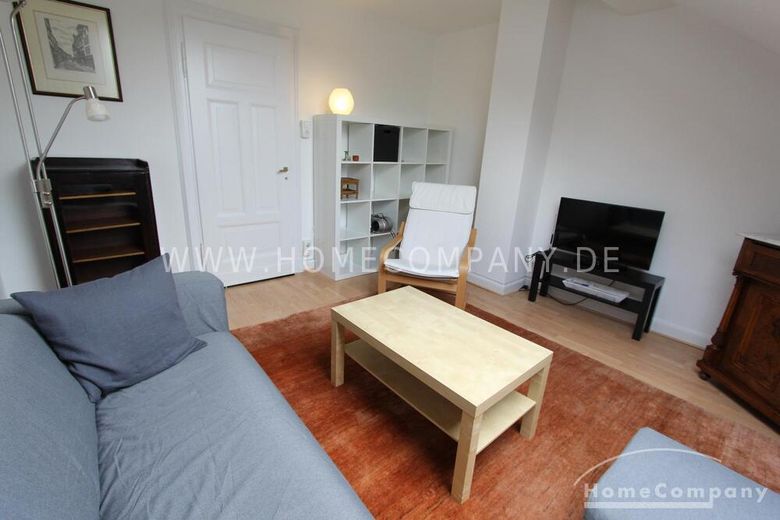 Meblowane 2,5-pokojowe mieszkanie na poddaszu w Bonn Südstadt! – 5fa565adc5422e4496d0b3112d20ebbdf06d3b79.jpg