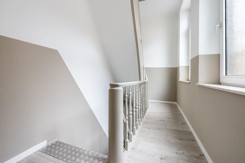 Мебльована 1-кімнатна квартира Aachen-Burtscheid, відремонтована | Furnished Apartment – Hausflur