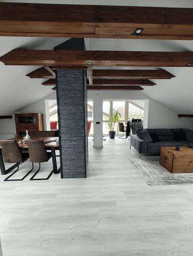 Moderne helle 4-Zimmer Wohnung 112 m2 neu mit EBK und Garage - provisionsfrei – Foto 1
