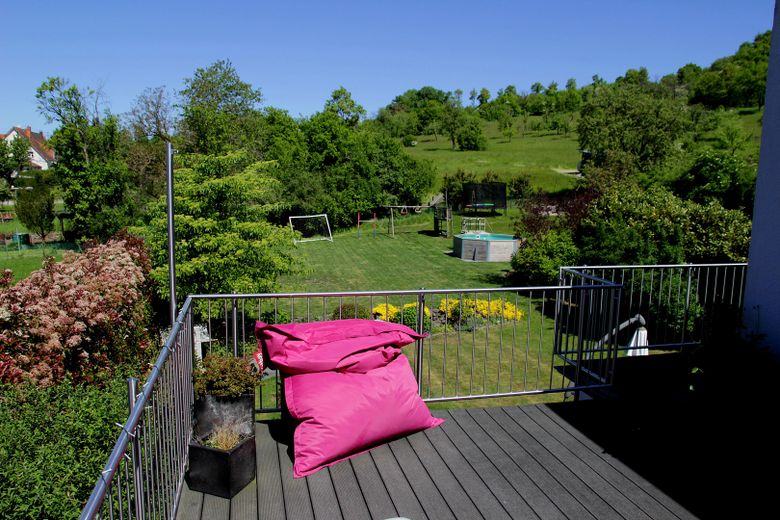 Nowoczesny, przyszłościowy dom jednorodzinny z mieszkaniem dodatkowym, dużą działką  *Bez prowizji* – Balkon mit Weitblick