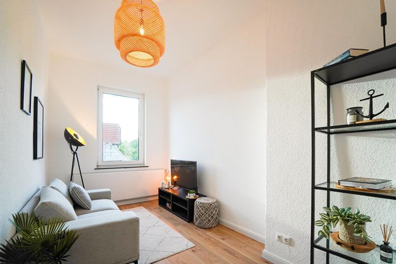 Modernes Wohngefühl – frisch sanierte 3-Zimmer-Wohnung – Foto 1