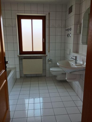 Zweifamilienhaus in ruhiger Siedlungslage in Dingolfing – Foto 5