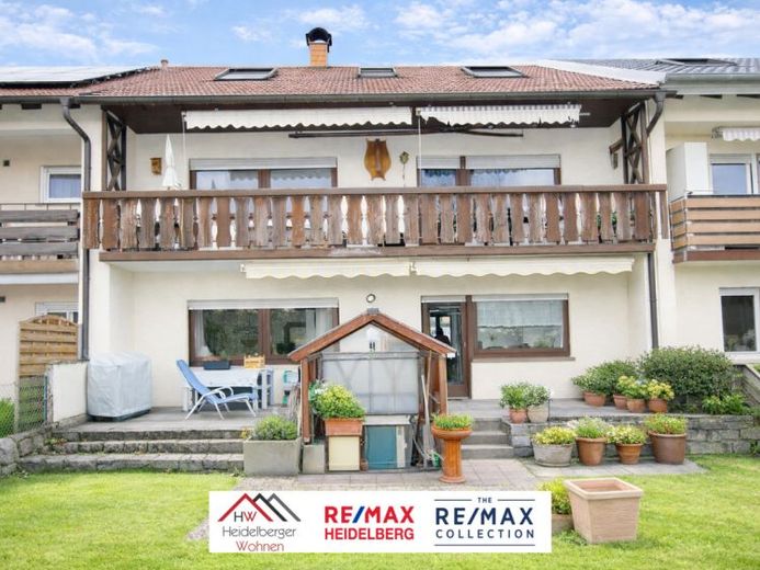 Schönes 1-2 Familienhaus mit 226m² WF und 387m² Grundstück, 2x Garage + Balkon mit Gartenblick – Foto 1