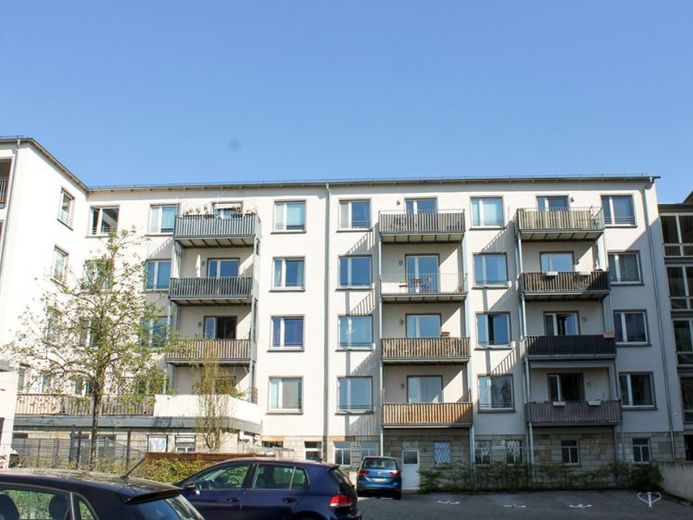 *Exklusive 3 Raum WE in Dresden* *kernsaniert*Südbalkon/Elbblick* *EBK*Stellplatz*provisionsfrei* – Foto 1