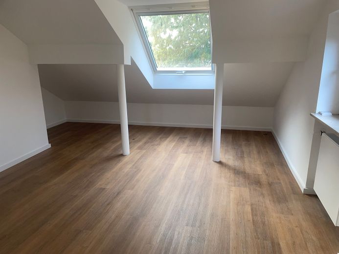 1-FH in sensationeller Feldrandlage – Master Schlafzimmer