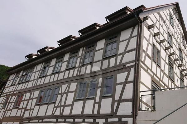 TRAUMLAGE DIREKT AN DER BLAU, NÄHE BLAUTOPF
