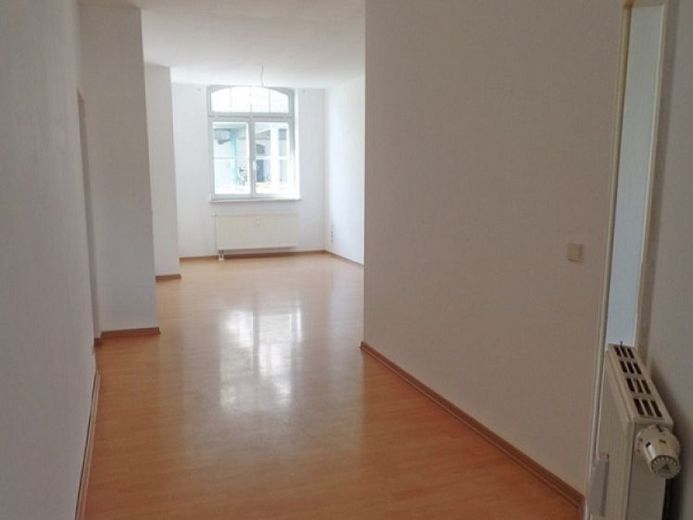 Helle 3-Raum-Wohnung mit EBK- Lift + Parkdeck – Foto 1