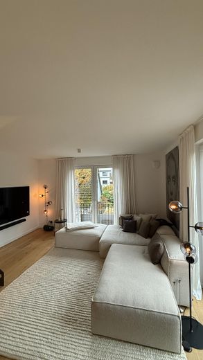 Modernes Endhaus am Brabandkanal mit großem Garten, Dachterrasse und Wellnessbereich – Gemütliches Wohnzimmer