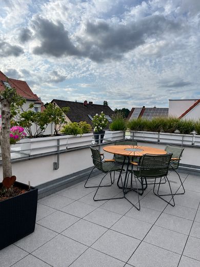 Großzügige Maisonettewohnung mit Hausgefühl – Terrasse (Zugang Wohnzimmer)
