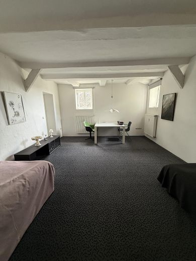 Schlafzimmer DG