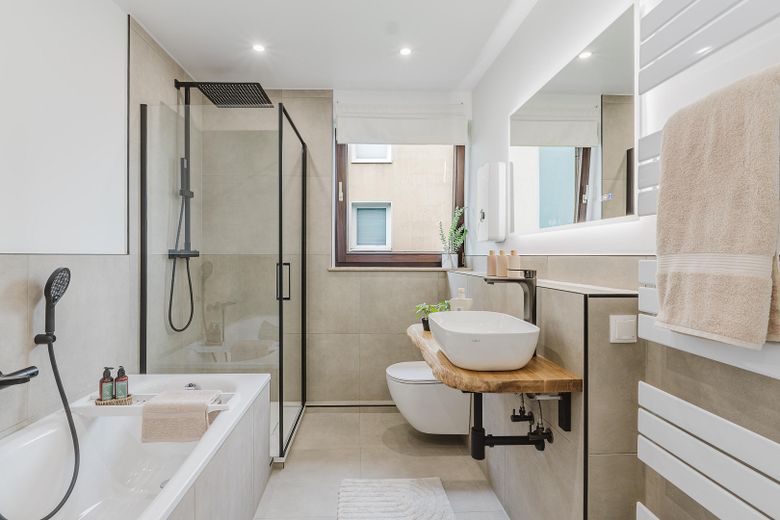 Bezugsfertige & hochwertig modernisierte Wohnung – Foto 11