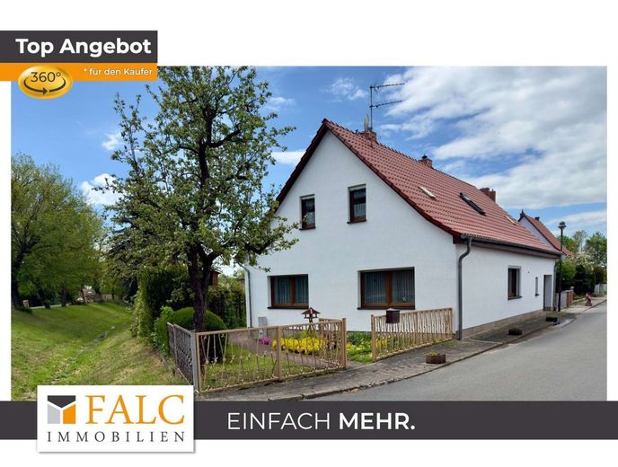 Familienfreundliches Handwerkerhaus mit Potenzial nahe Erfurt – Außenansicht